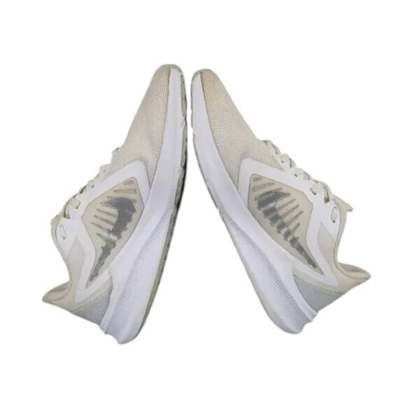 Nike Shoes Womens 7.5 Athletic Sneaker Downshifter 10 Running Sport Active White - Picture 7 of 12